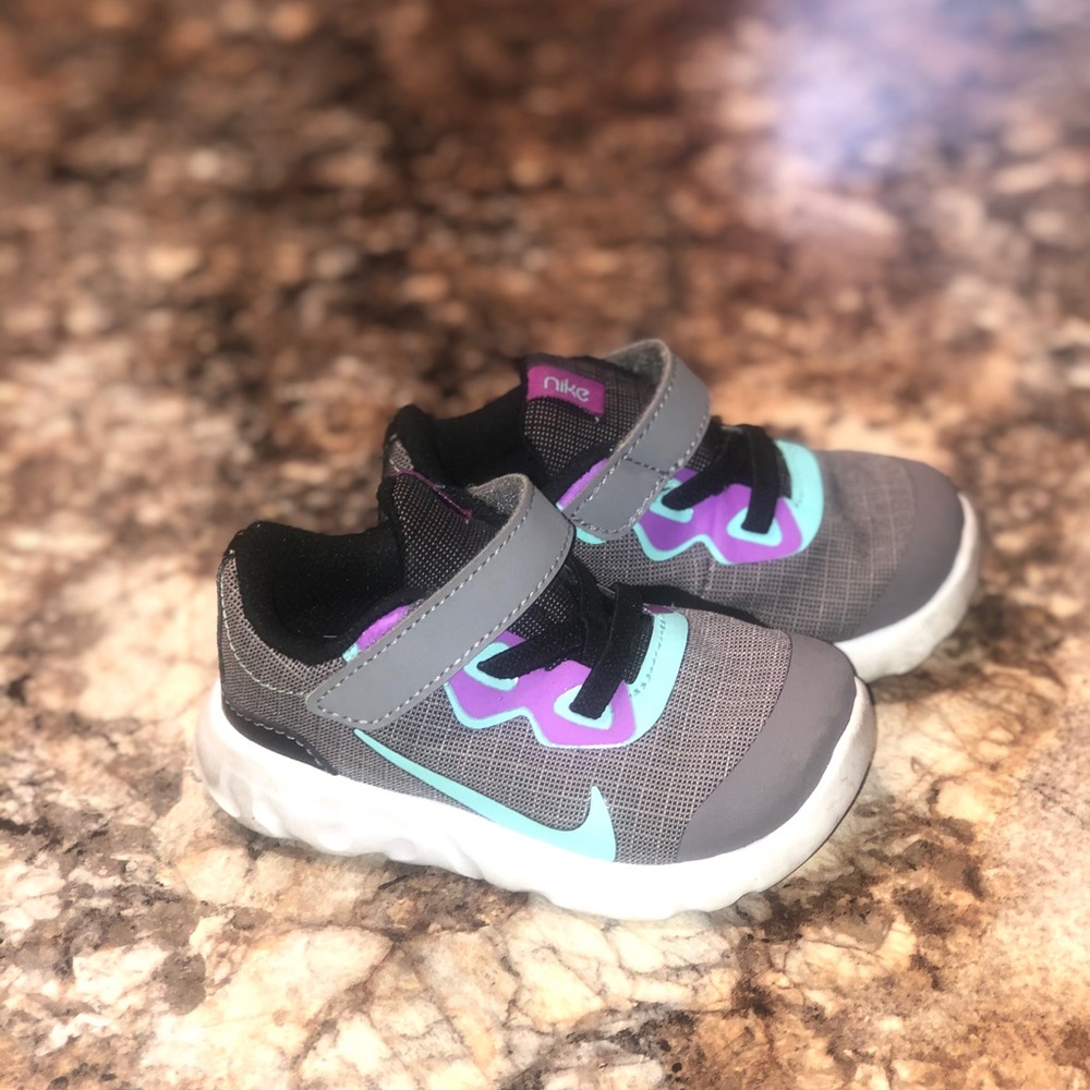 Toddler nikes